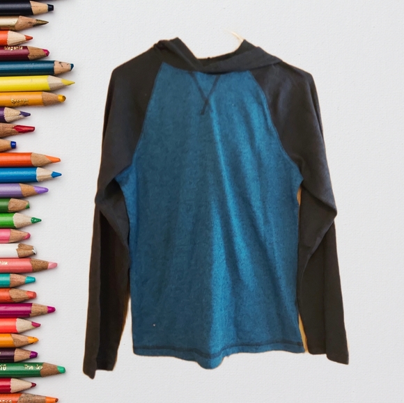 3/$25 Urban Pipeline Hoodie Child Large Turquoise/Black NWOT - Picture 1 of 4